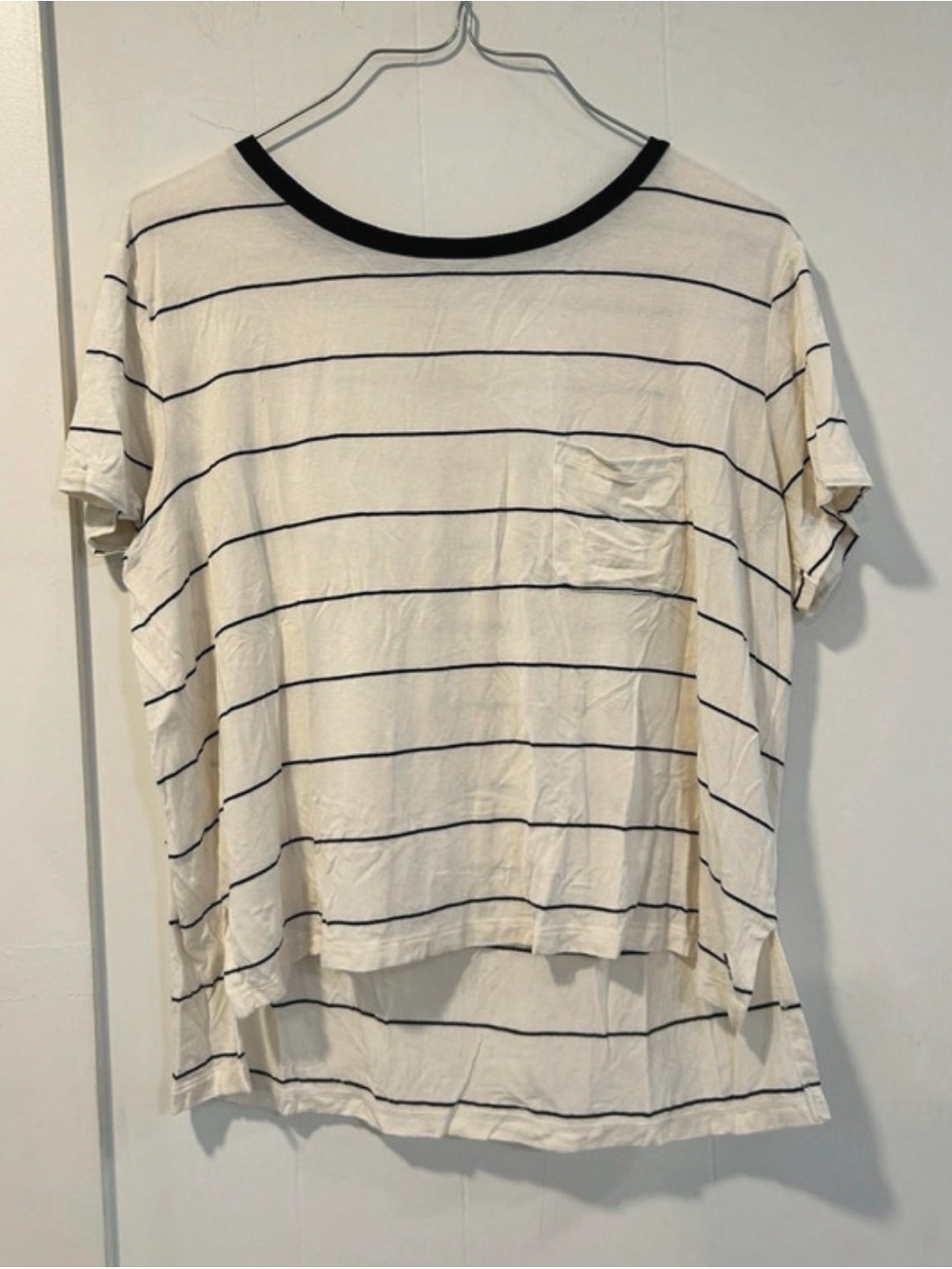 American Eagle Outfitters Soft & Sexy Cream Tee